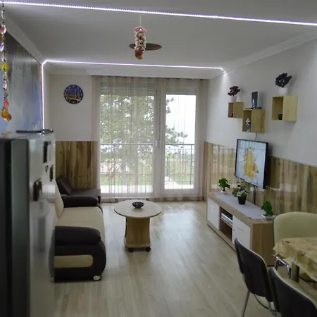 Ezuestpart Granada Koezvetlen Vizparti Premium Siofok